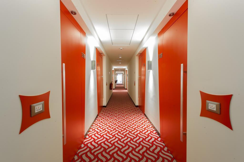 Ibis Styles Milano Melegnano Hotel Carpiano Exterior foto